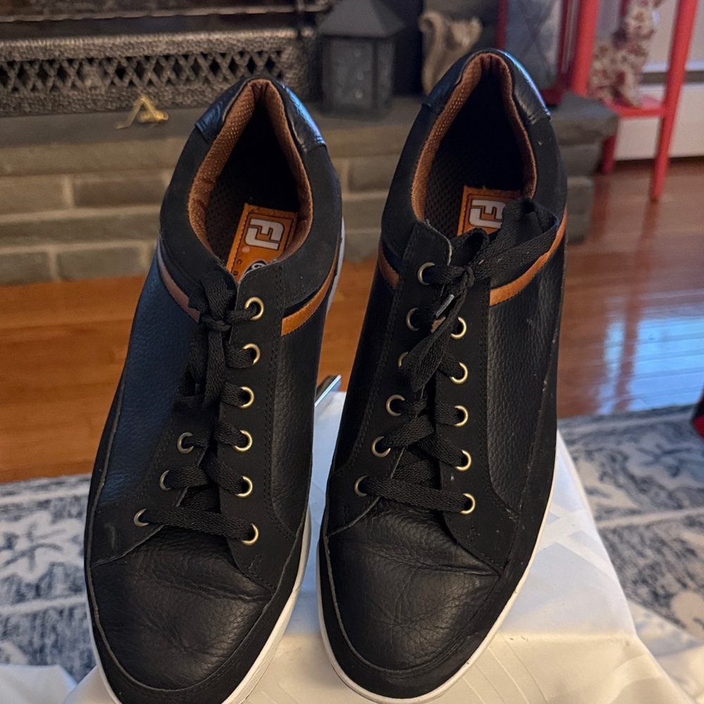 Fendi Men's Black and Brown Sneakers